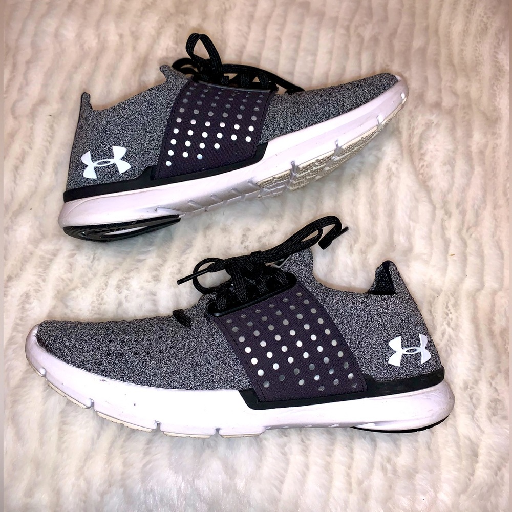 Under armour shoes size 6.5 - Picture 3 of 4